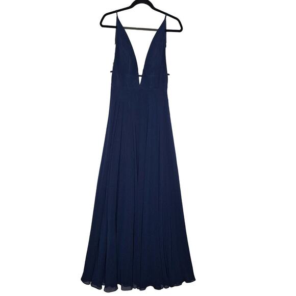 Elegant Navy Blue Evening Gown - Picture 2 of 12